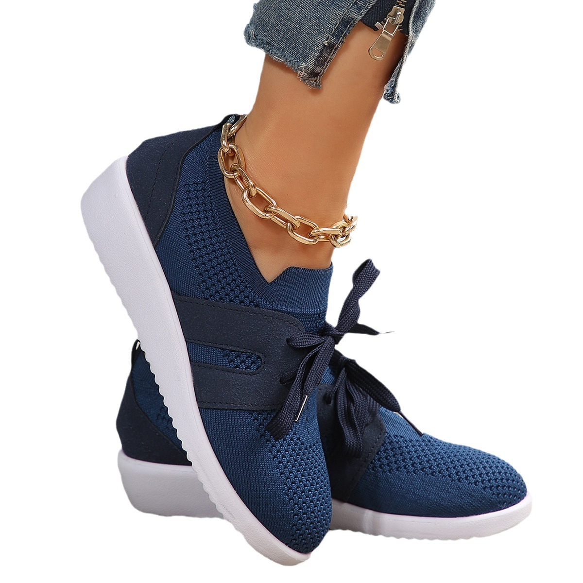 Fashionable And Comfortable Casual Women's Sports Shoes photo 8