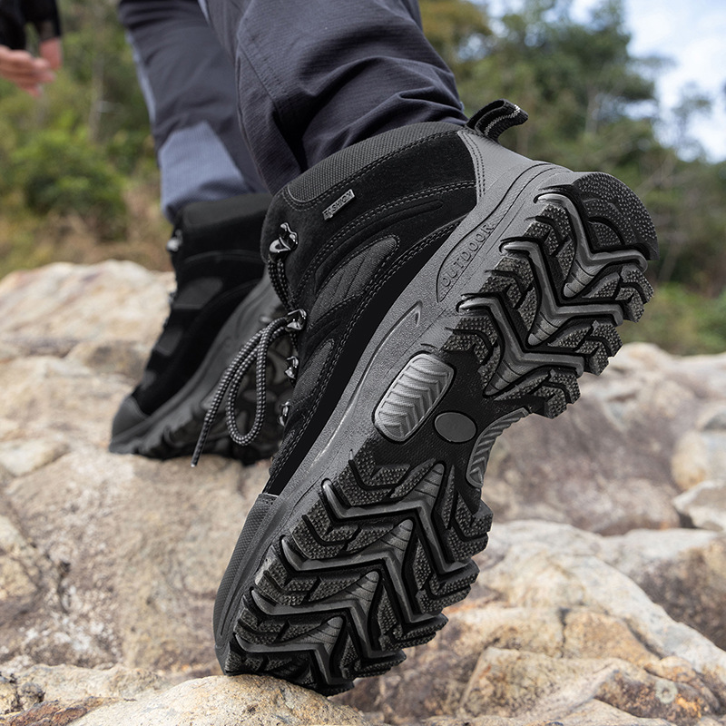 Couple's High-top Breathable Waterproof Non-slip Camping Leisure Mountaineering Shoes photo 7