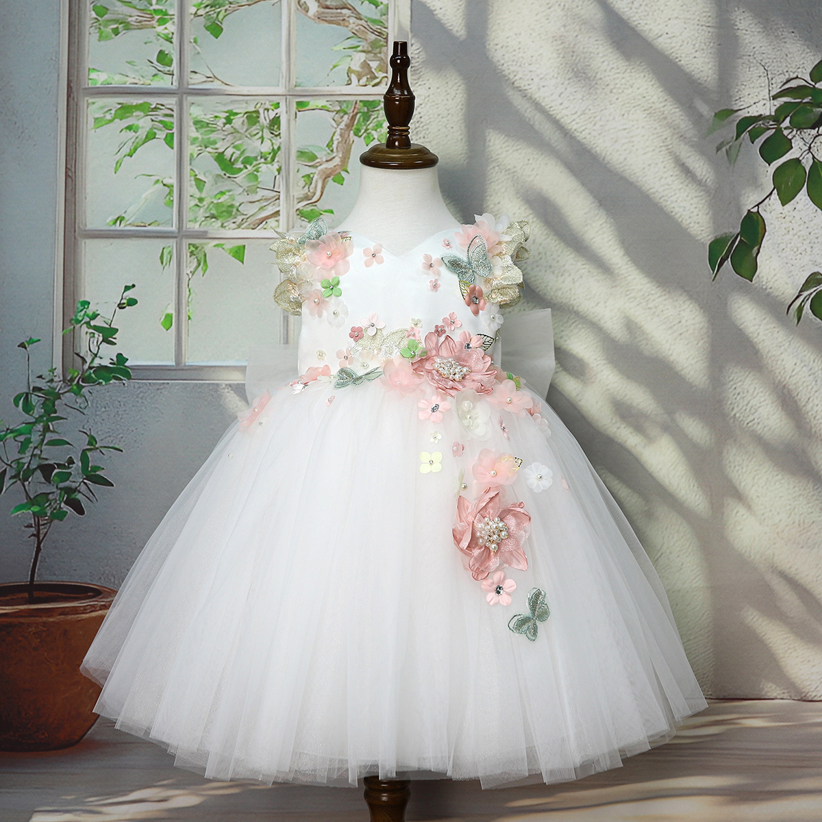 Three-dimensional Floral Tulle Princess Dress photo 3