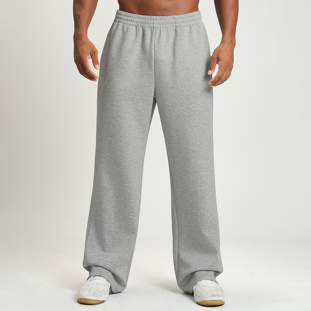 Men's Sporty And Fashionable Wide-leg Trousers photo 4