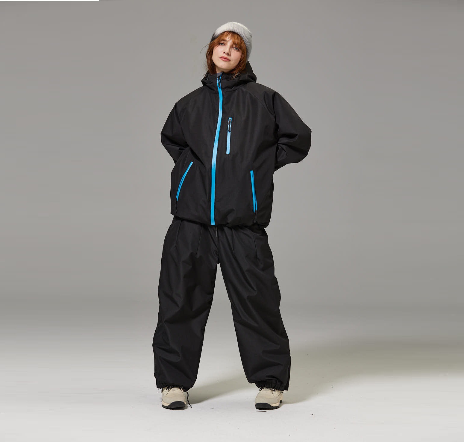 Unisex Windproof And Waterproof Loose-fitting Fashionable Ski Suit Set photo 2
