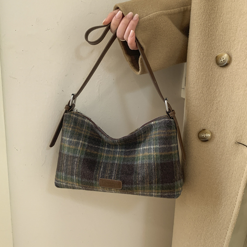 Multifunctional Retro Plaid Commuter Shoulder Crossbody Bag photo 8