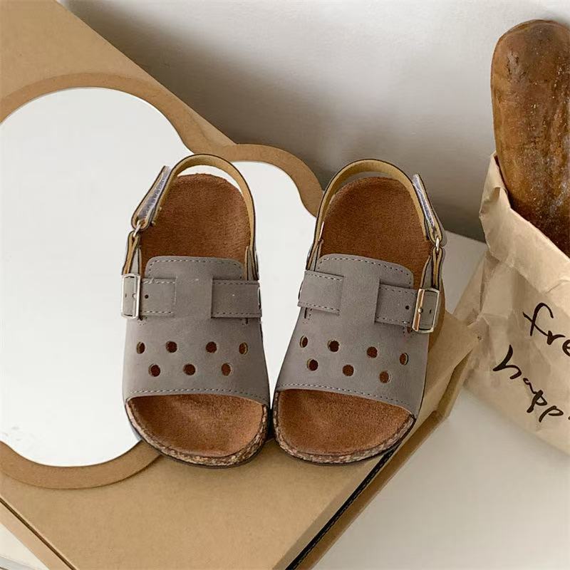 Summer Fashion Sandals For Boys And Girls Cute Cartoon Design photo 4
