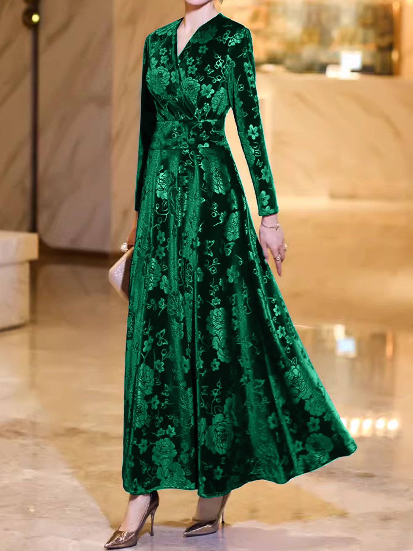 Womens High-end French-style Velvet Dress photo 6