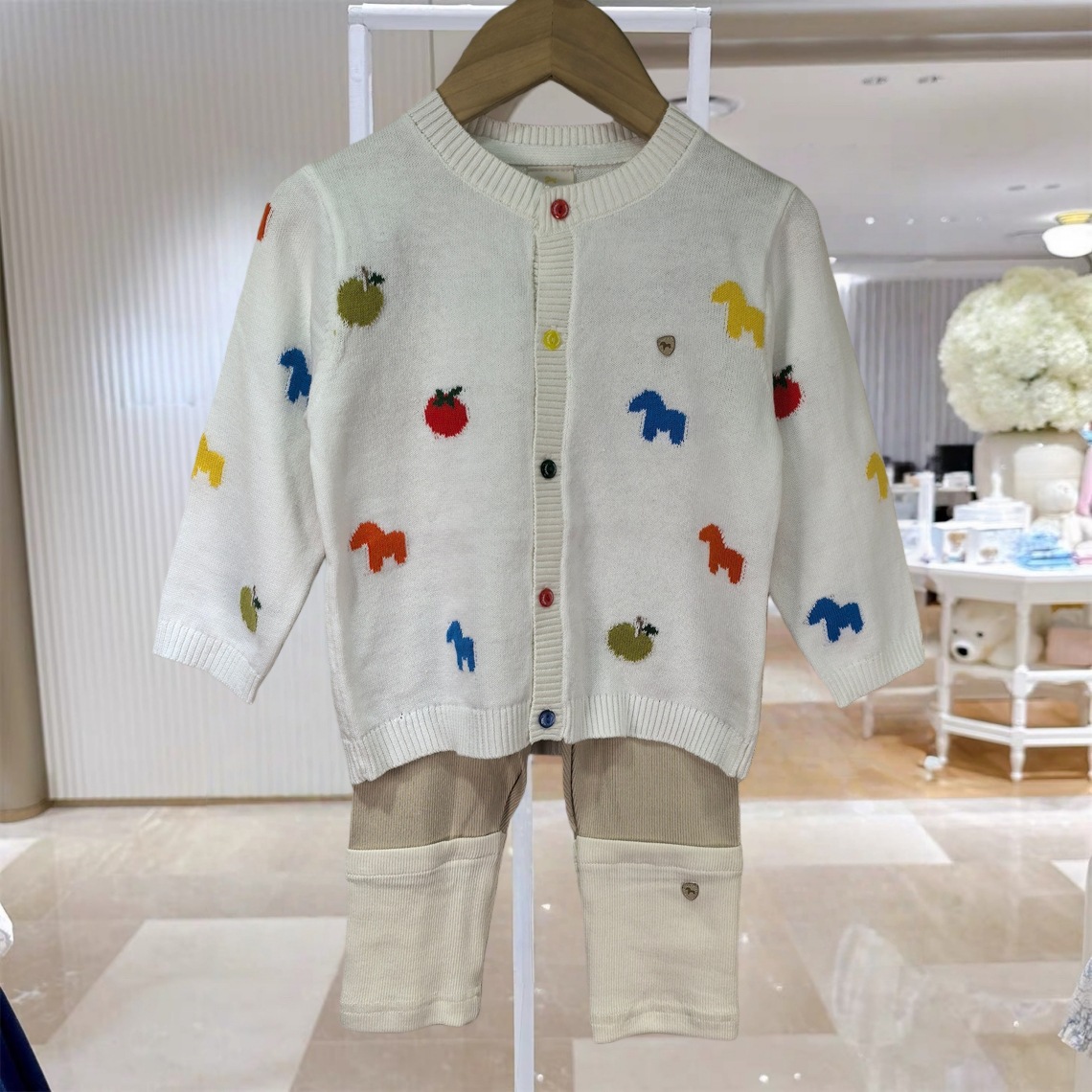 New Springautumn Colorful Little Knitted Sweater For Baby Girls photo 1