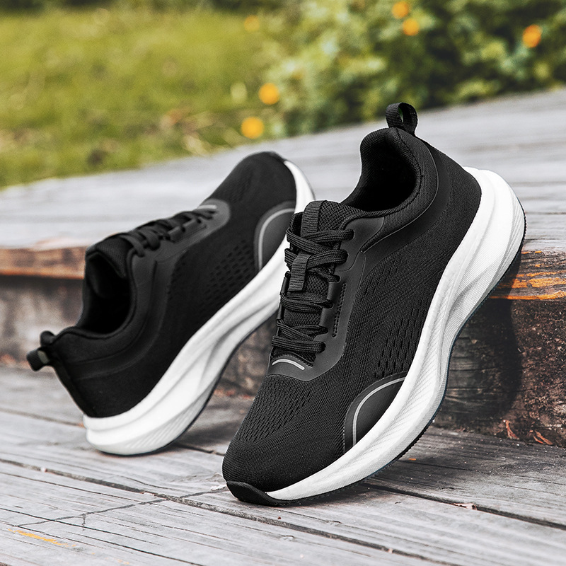 Plus-size High-top Wide-toe Casual Sneakers photo 2