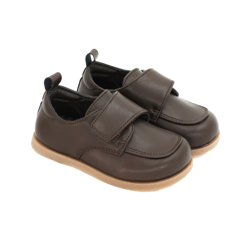 Boys Performance Shoes With Nylon Velcro Straps photo 2