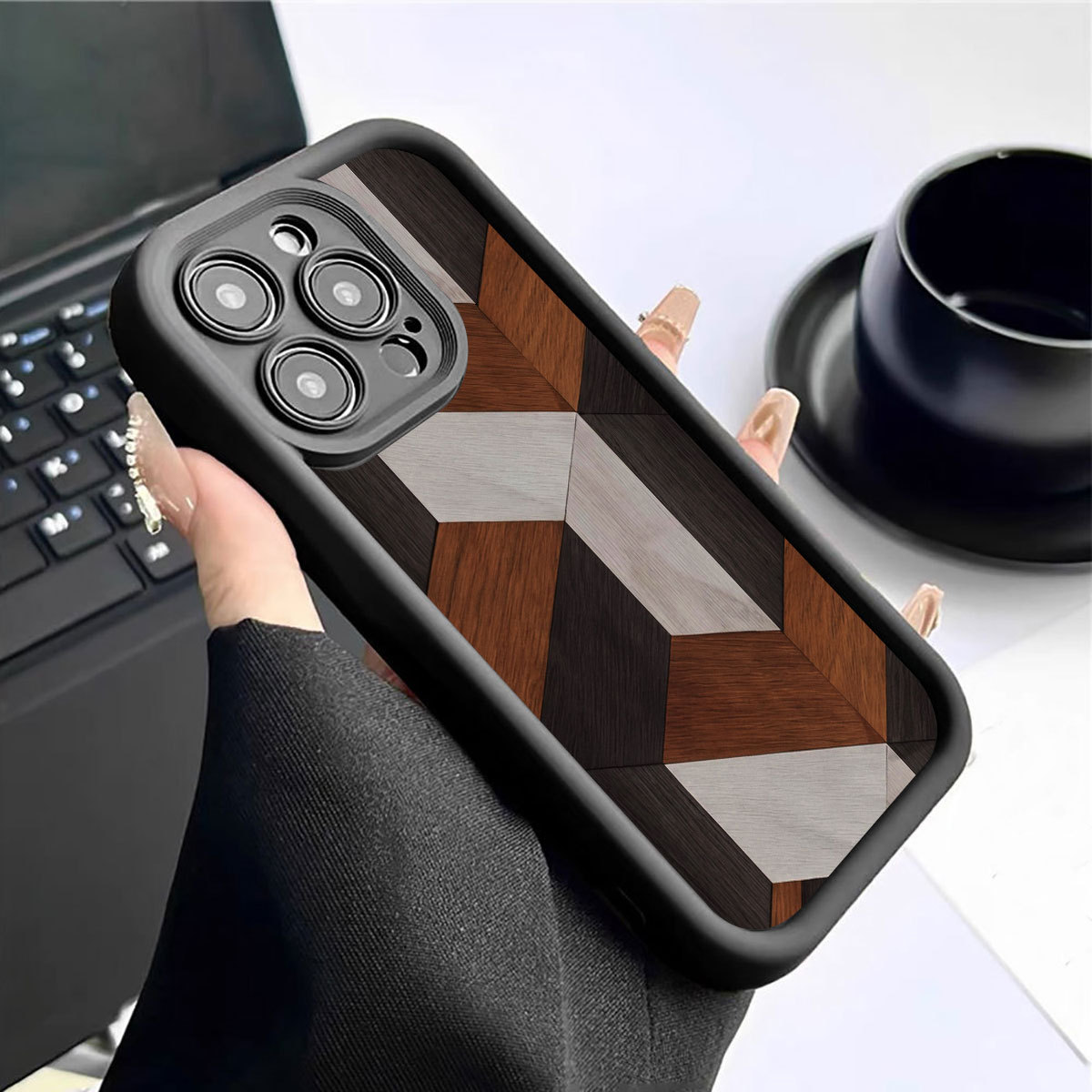 Maillard-toned Gradient Black Phone Case photo 2