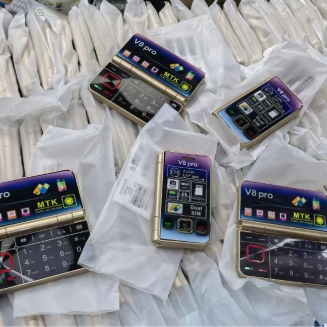 V8pro Dual Screen Folding Flip Function Mobile Phone photo 5