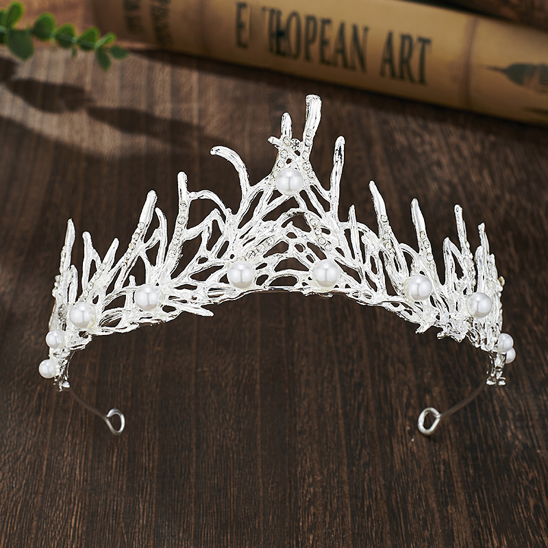 Retro Bridal Crown Alloy Minimalist Baroque Headband With Pearl Accents photo 3