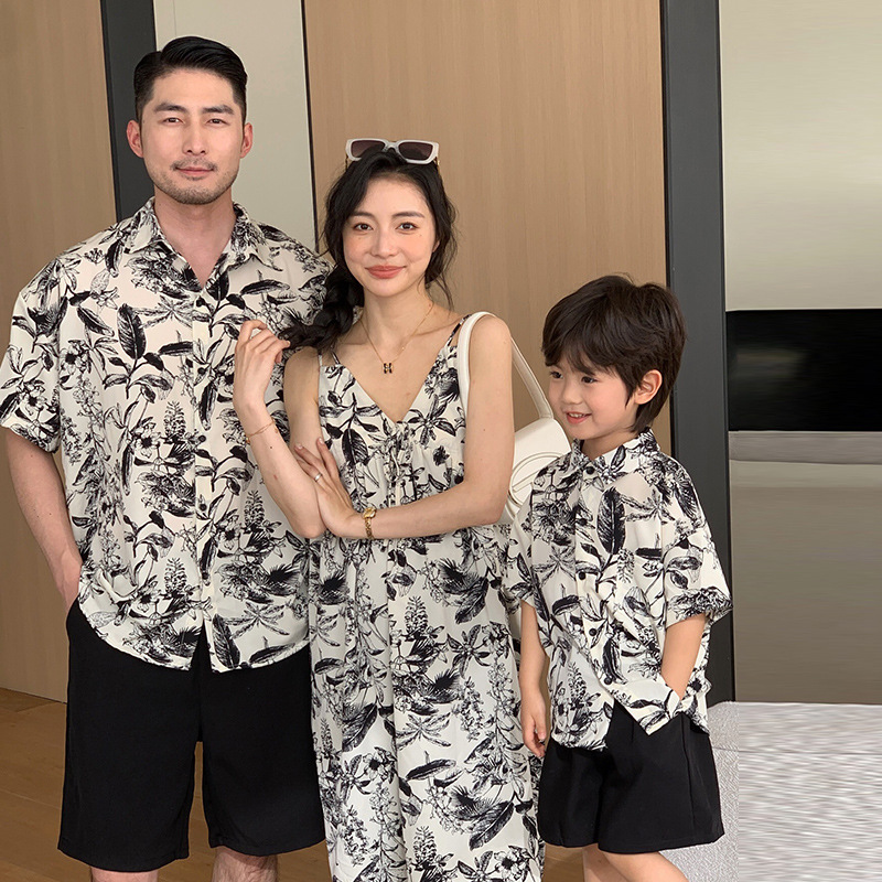 Family-matching Resort-style Printed Short-sleeve Shirt For Beachwear photo 1