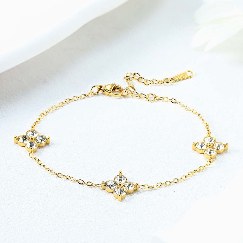 French Babys Breath Bracelet Necklace And Earrings Set photo 2