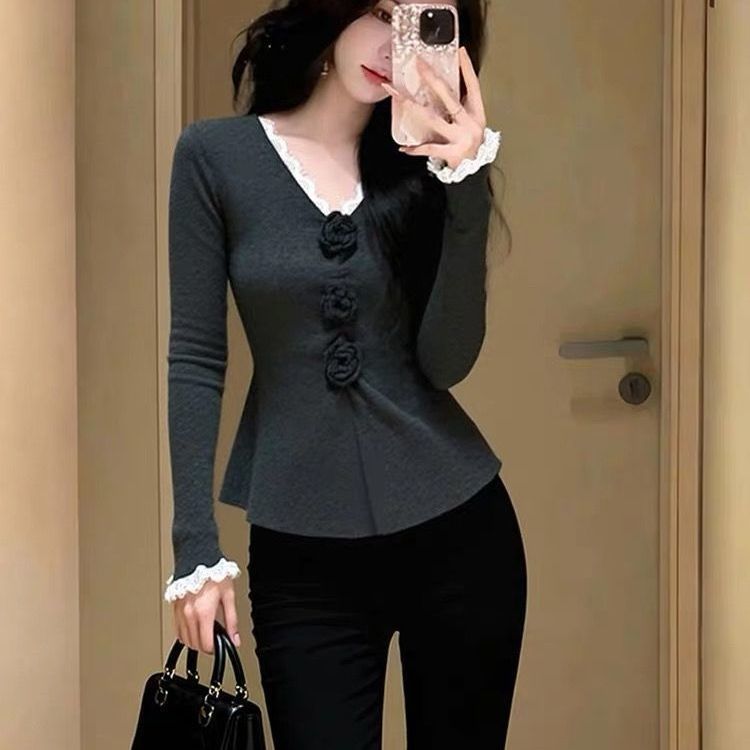Stylish Slim-fit Womens Base Layer For Fall And Winter photo 2