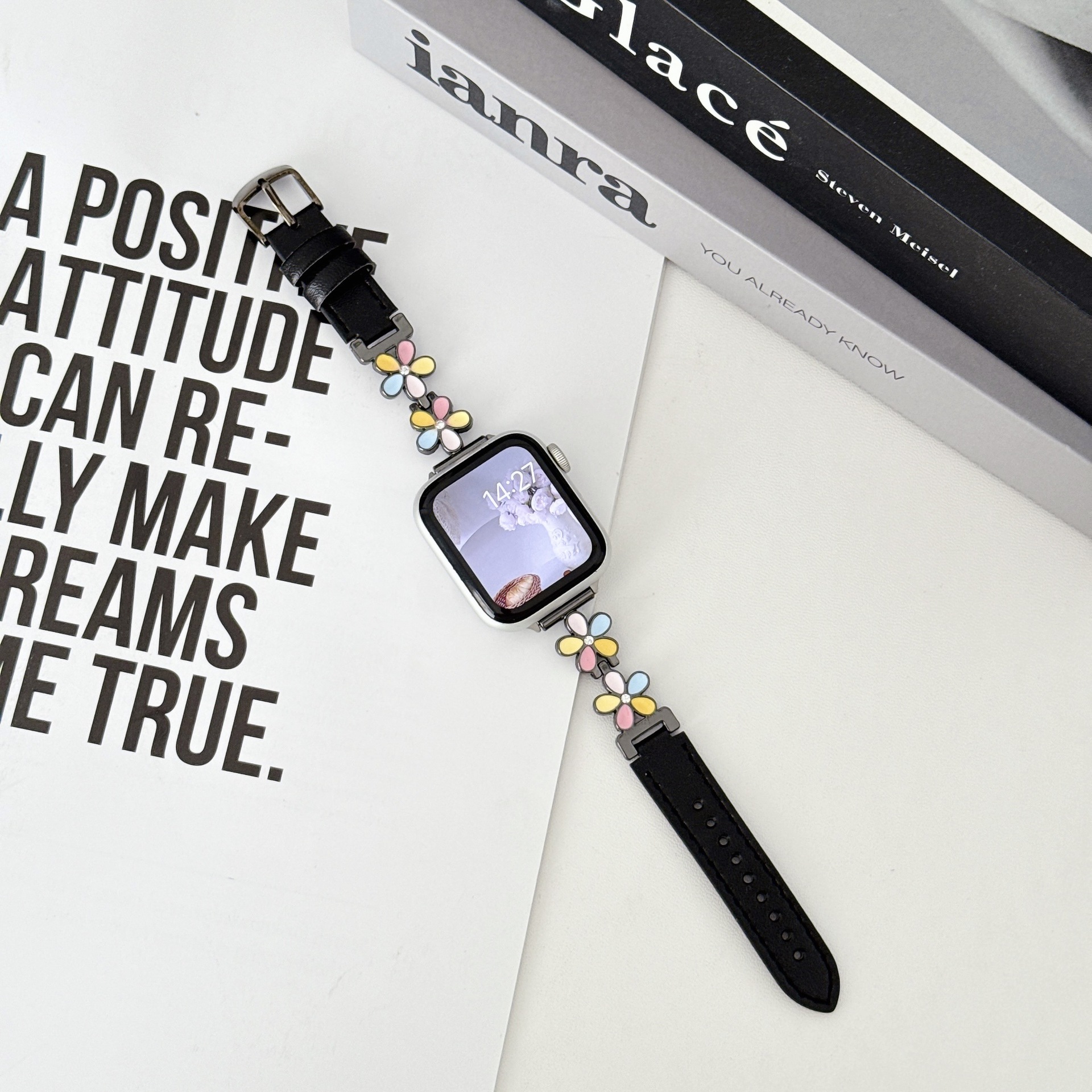 Five-color Petal-patterned Leather Watch Strap photo 4
