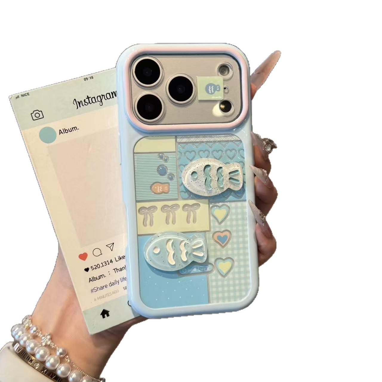 Color-block Plaid Heart And 3D Fish Phone Case photo 6