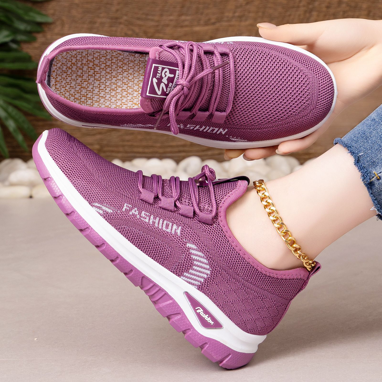 Lightweight Soft Soled Comfortable Non Slip Casual Athletic Shoes photo 8