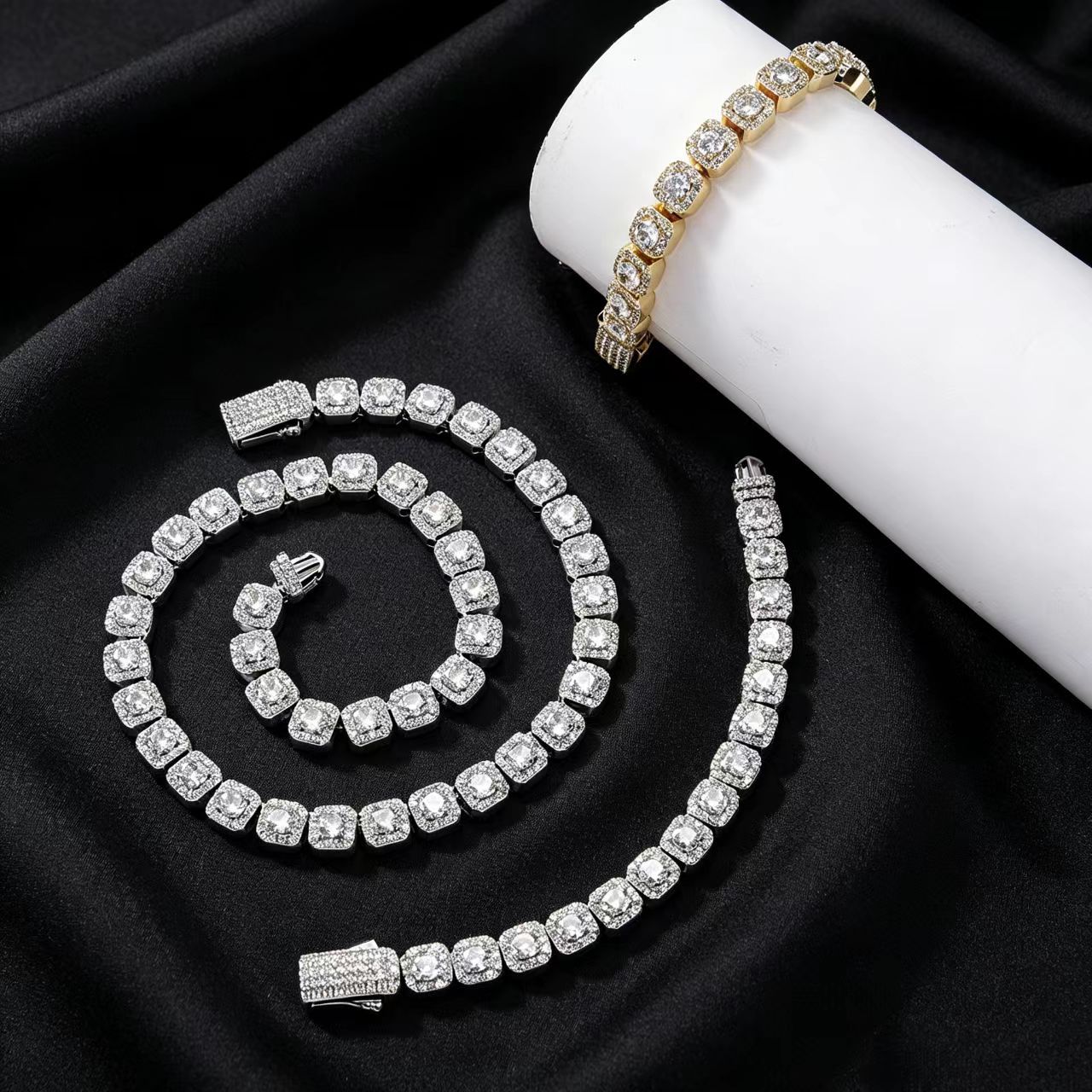 Square-cut Diamond Hip-hop Cuban Chain Necklace photo 5