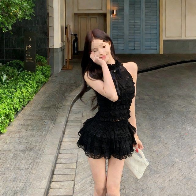 Bow-tie Off-shoulder Sleeveless Lace-panel Skirt Two-piece Set photo 3