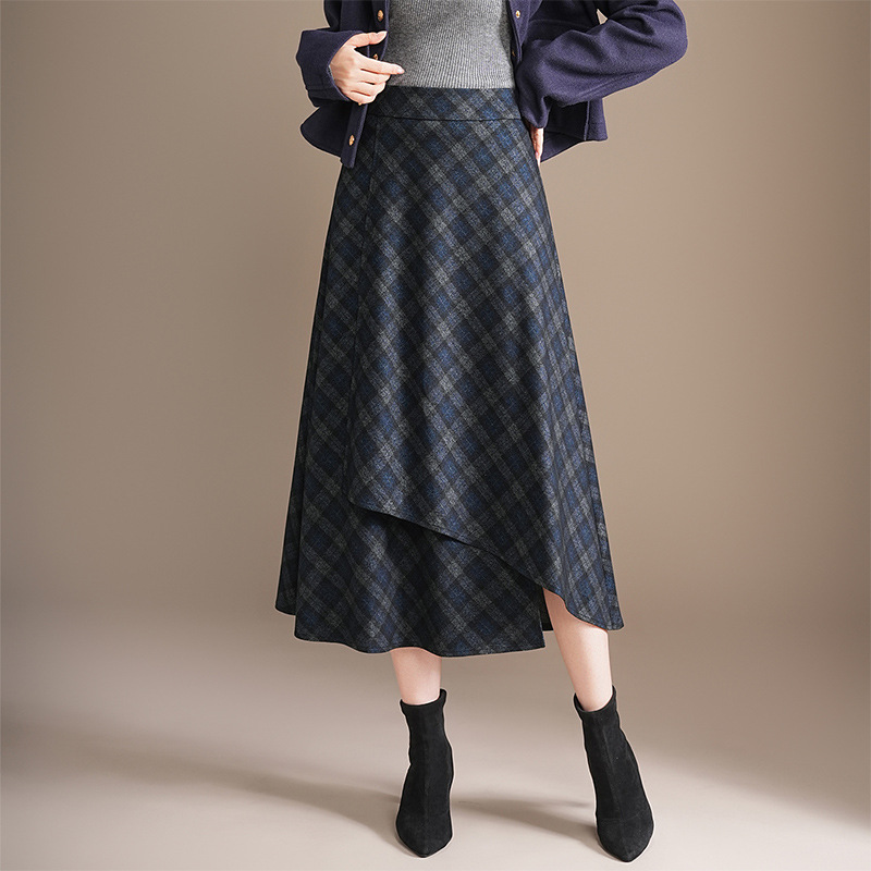 High-waisted Slimming Versatile Plaid Skirt For Women photo 3