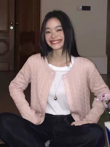 Cable-knit Vintage Sweater Jacket Top photo 3