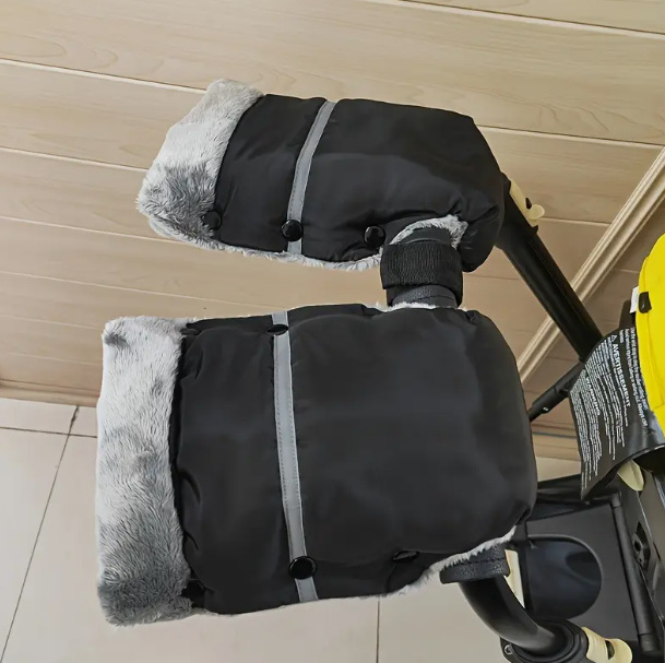 Split-style Extended Stroller Gloves For Outdoor Travel photo 1