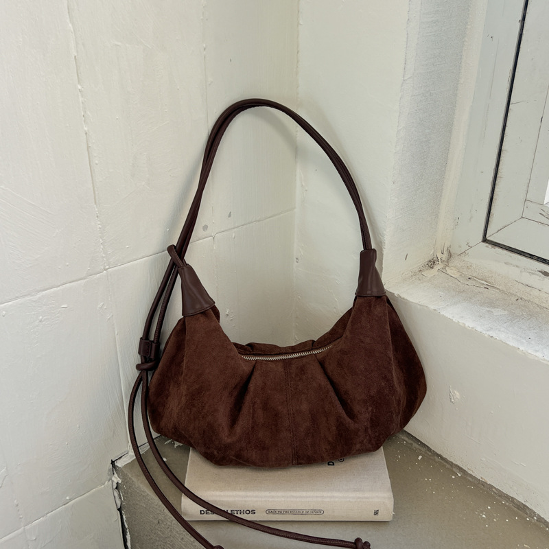 Casual Simple And Versatile Crossbody Bag photo 2