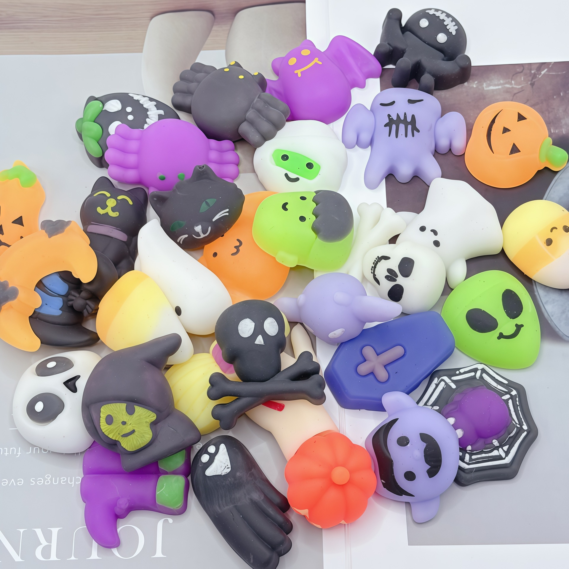 Creative Dango Squeeze Cartoon Pumpkin-Head Spider Ornament Prop photo 1