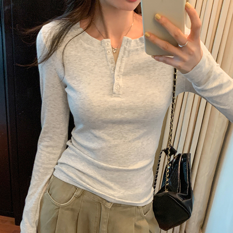 Women's Fashionable Casual Bottoming Shirt photo 3