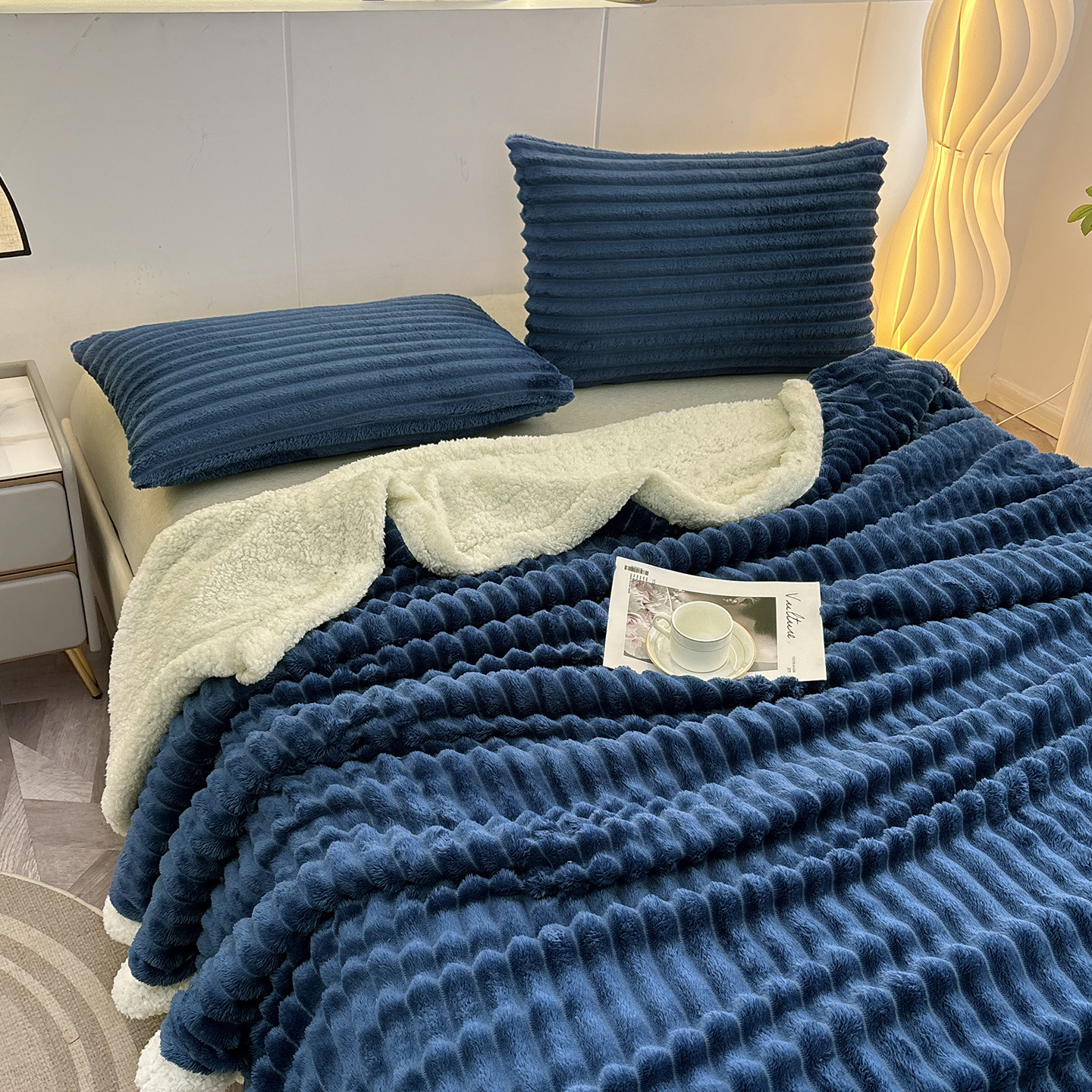 New Double-layer Striped Lambswool Flannel Blanket photo 7