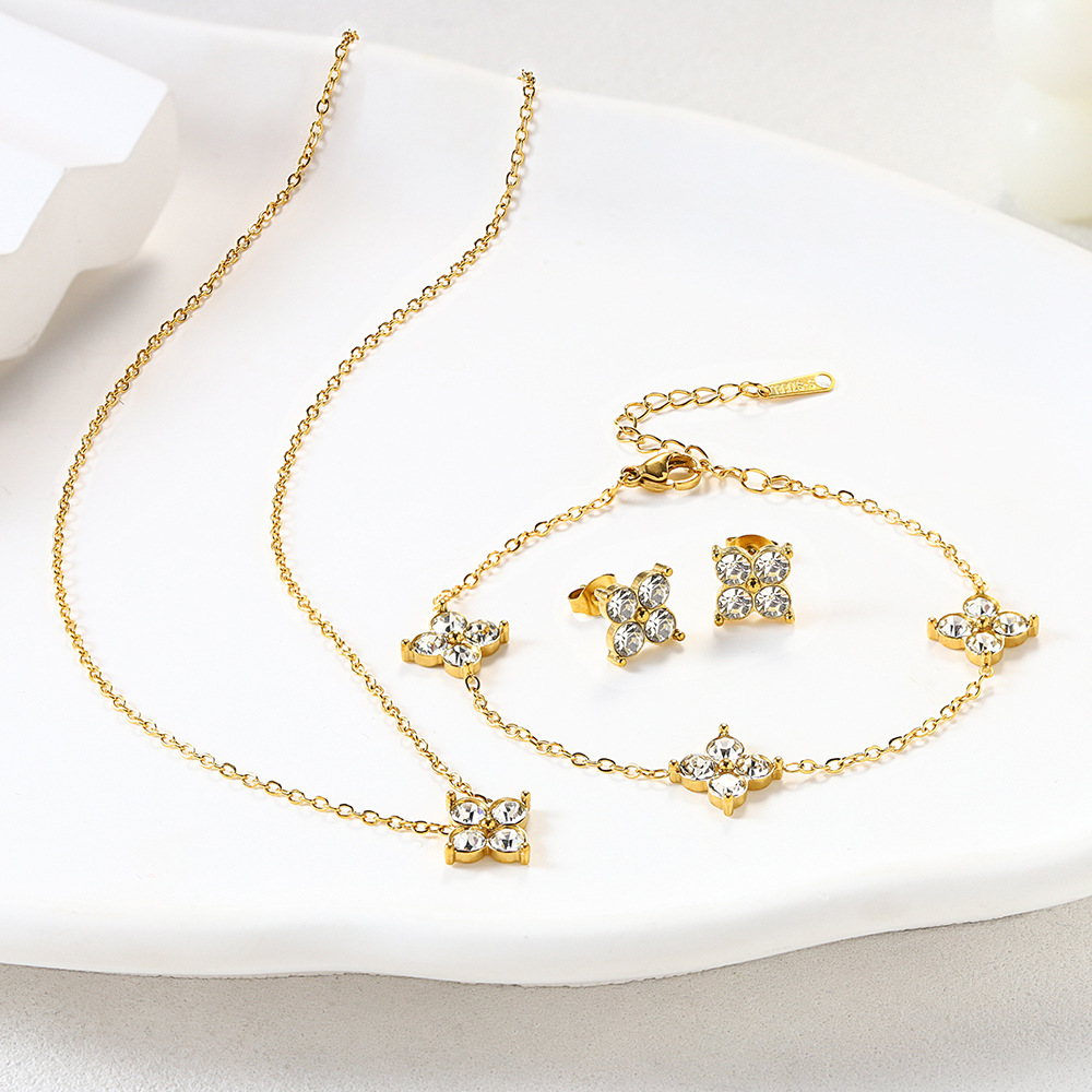 French Babys Breath Bracelet Necklace And Earrings Set photo 5