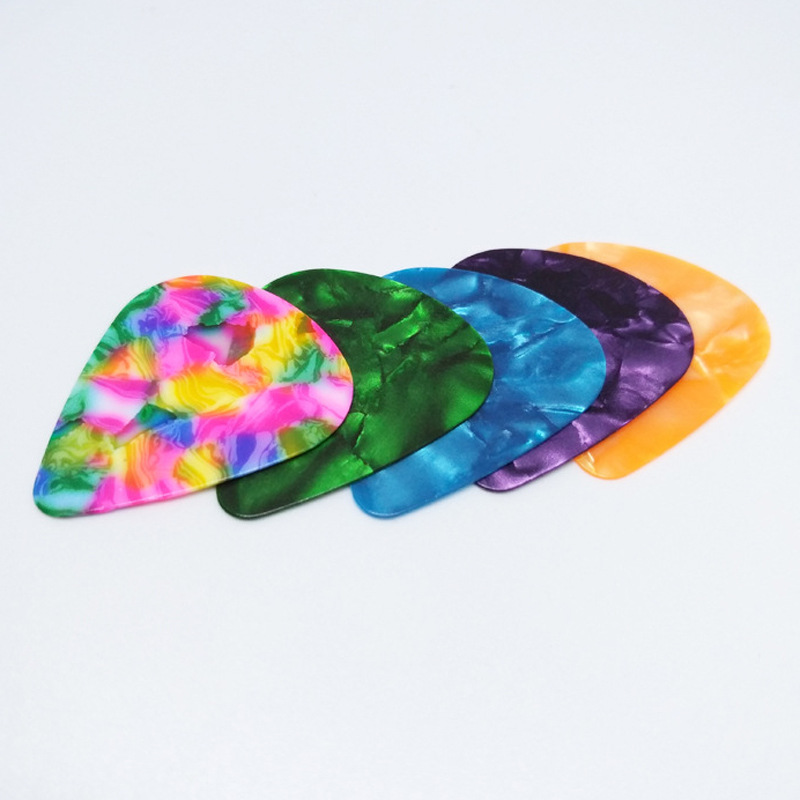 Folk Bakelite Ukulele Guitar Pick photo 1