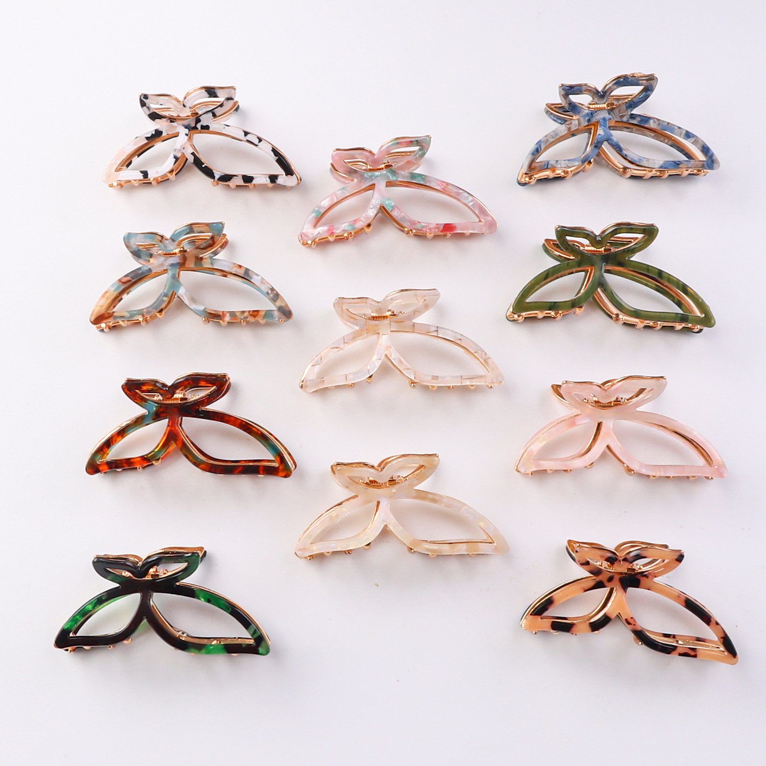 Elegant And Versatile Shark Clip Hairpin photo 7