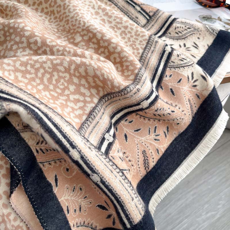 Cashew Flower Leopard Print Patchwork Jacquard Reversible Scarf photo 3