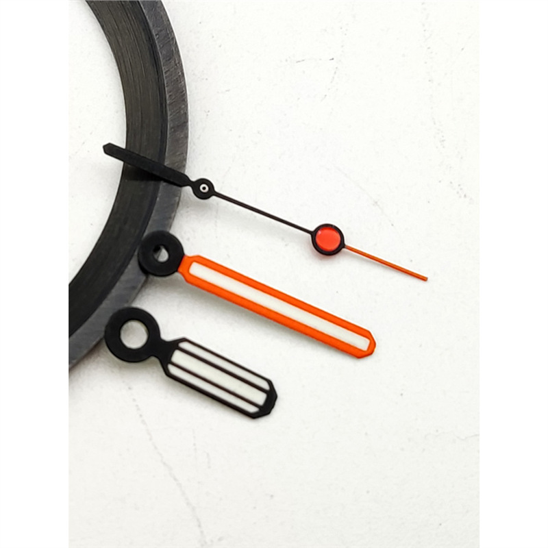 Oak Three-hand Watch Hands Raised With Green Luminous Coating NH35 Hands Compatible With NH364R Movements photo 2
