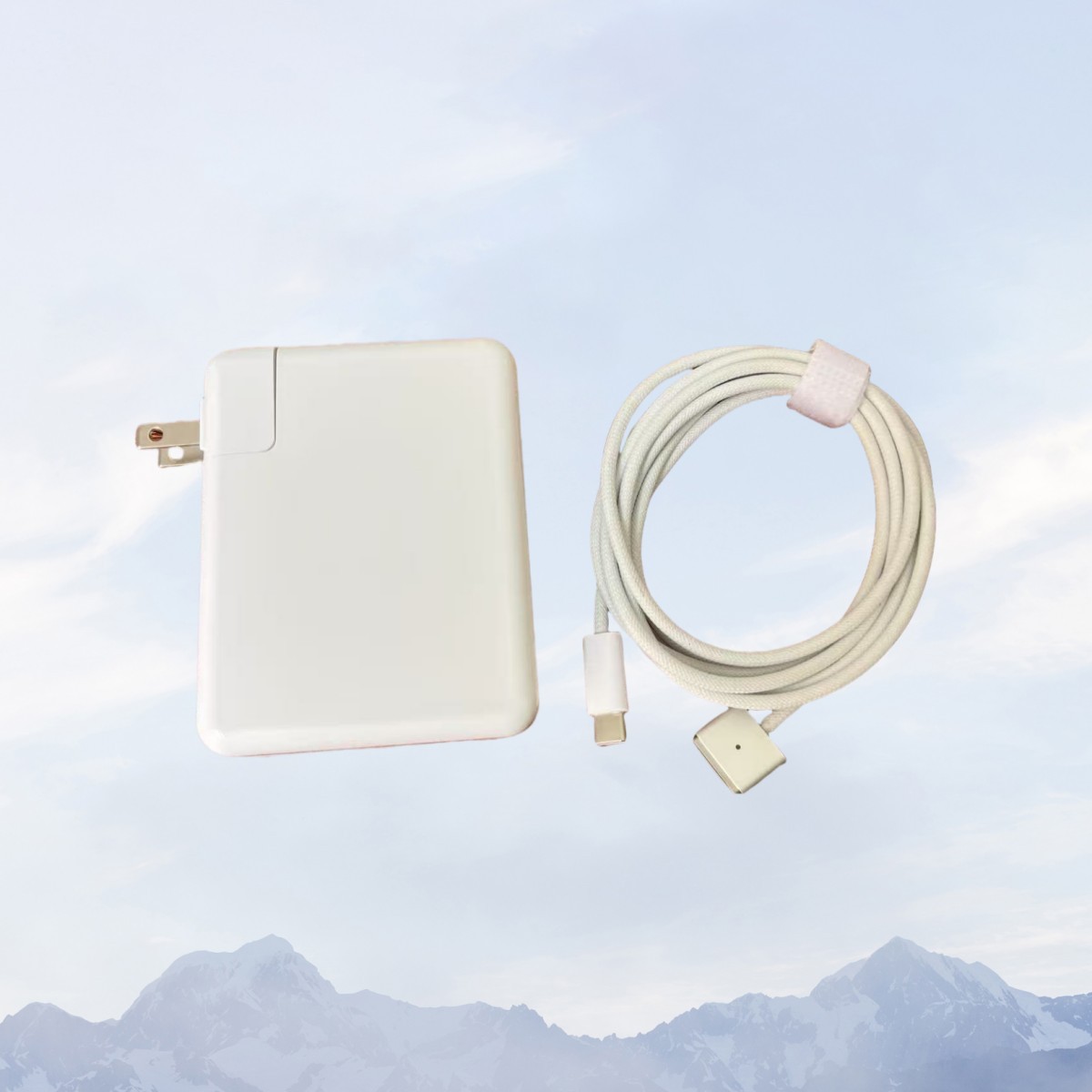 140W USB-C To MagSafe 3 Charger Power Adapter photo 1