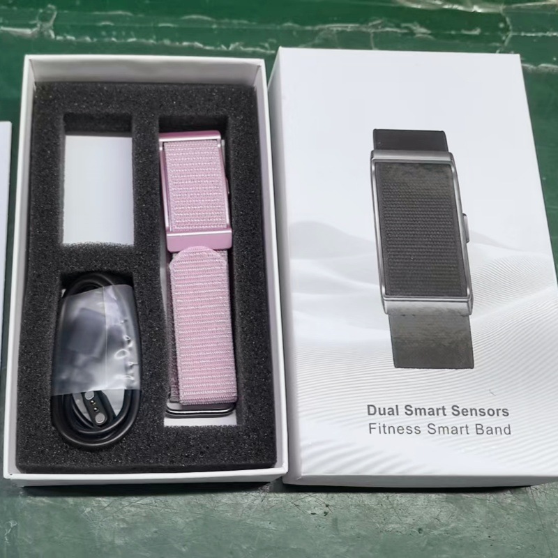 Long-Lasting Body Temperature Health Monitoring Smart Bracelet photo 6
