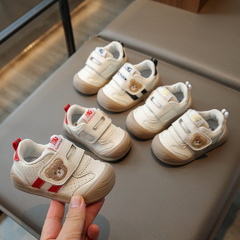 Soft Soled Athletic Shoes For Infants And Toddlers photo 1