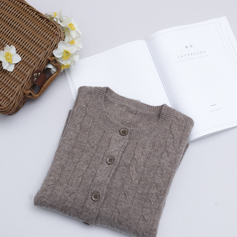 Women's Elegant Long-sleeve Top Made Of Pure Wool photo 6
