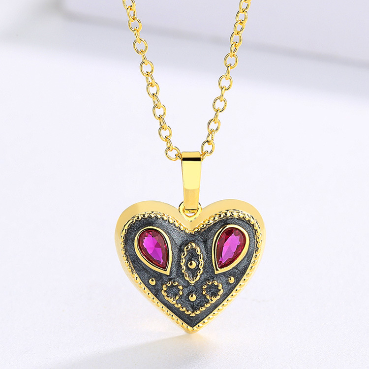 Classic Retro Exquisite Enamel Jewelry Three-piece Set photo 4