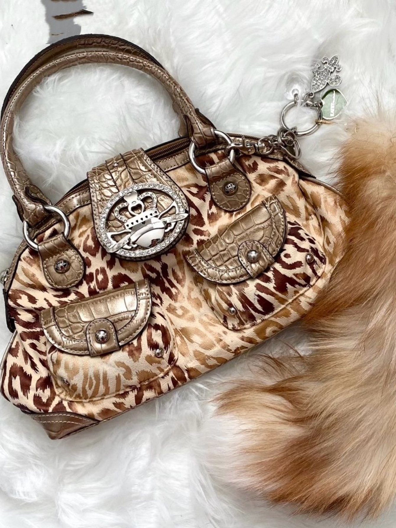 Fashionable Retro Crossbody Shoulder Bag For Trendy Girls photo 2