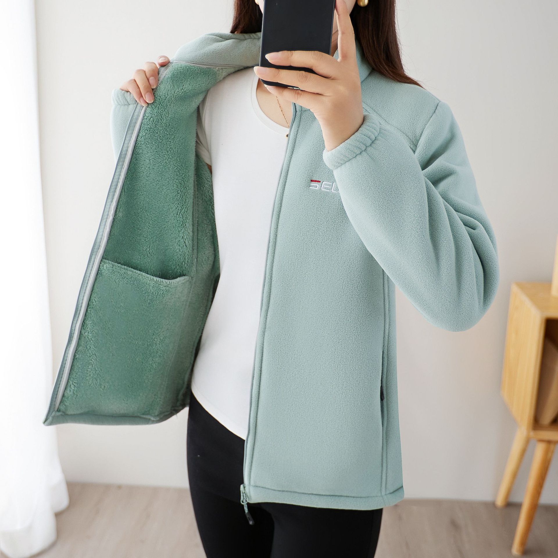 Women's Fleece-Lined Thickened Zip-Up Cardigan photo 6