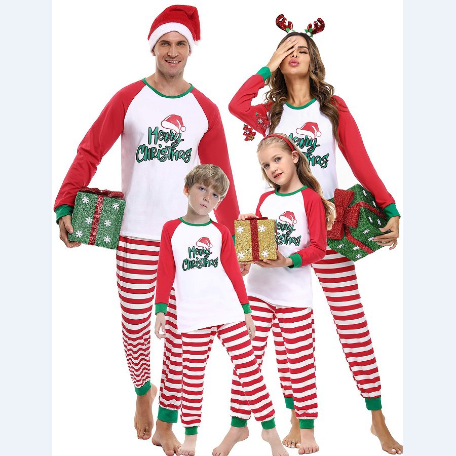 Clothes For The Whole Family A Family Of Four Stripes Christmas Suit photo 3