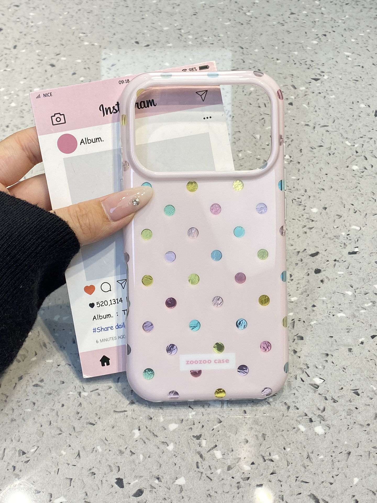 Cream-colored Powder-gold Polka-dot Phone Case photo 4