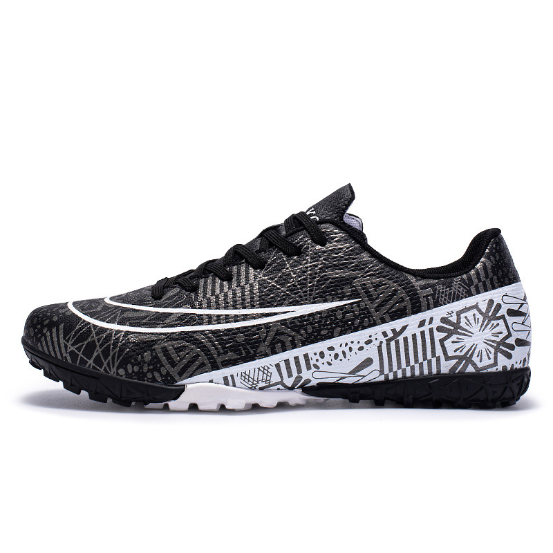 Studded And Molded Soccer Cleats For Boys And Girls photo 5
