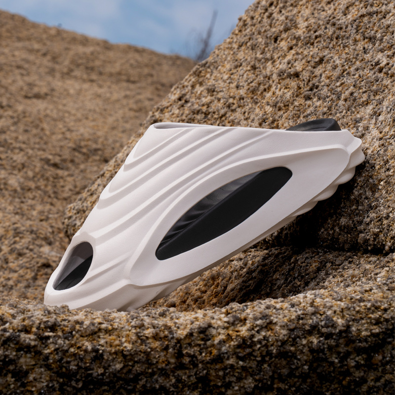 Butterfly-Emerging Sports Outdoor Motorcycle Slippers photo 2