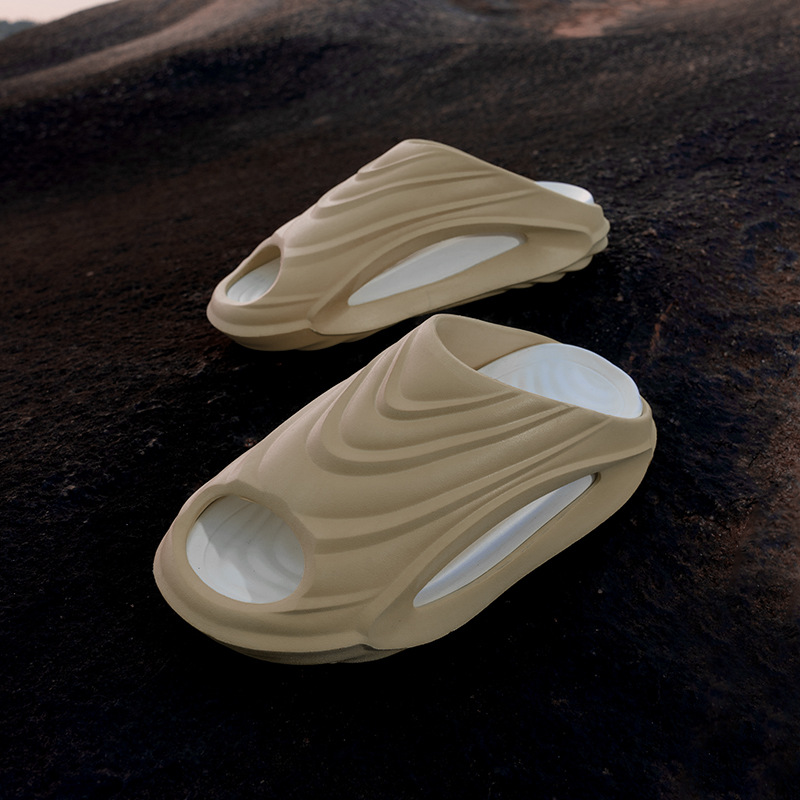 Butterfly-Emerging Sports Outdoor Motorcycle Slippers photo 6