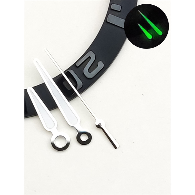 Pilots Three-hand Watch With Green Luminous Hands photo 2
