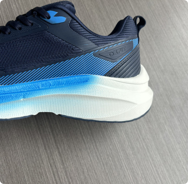 Large-size Outdoor Running Shoes For Men In Summer With Mesh Fabric photo 5