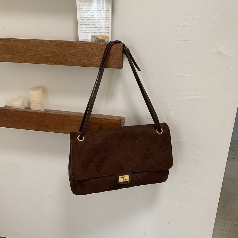 Matte Cowhide Chanel-style Chain Hobo Underarm Bag Large-capacity Commuter Shoulder Bag photo 4