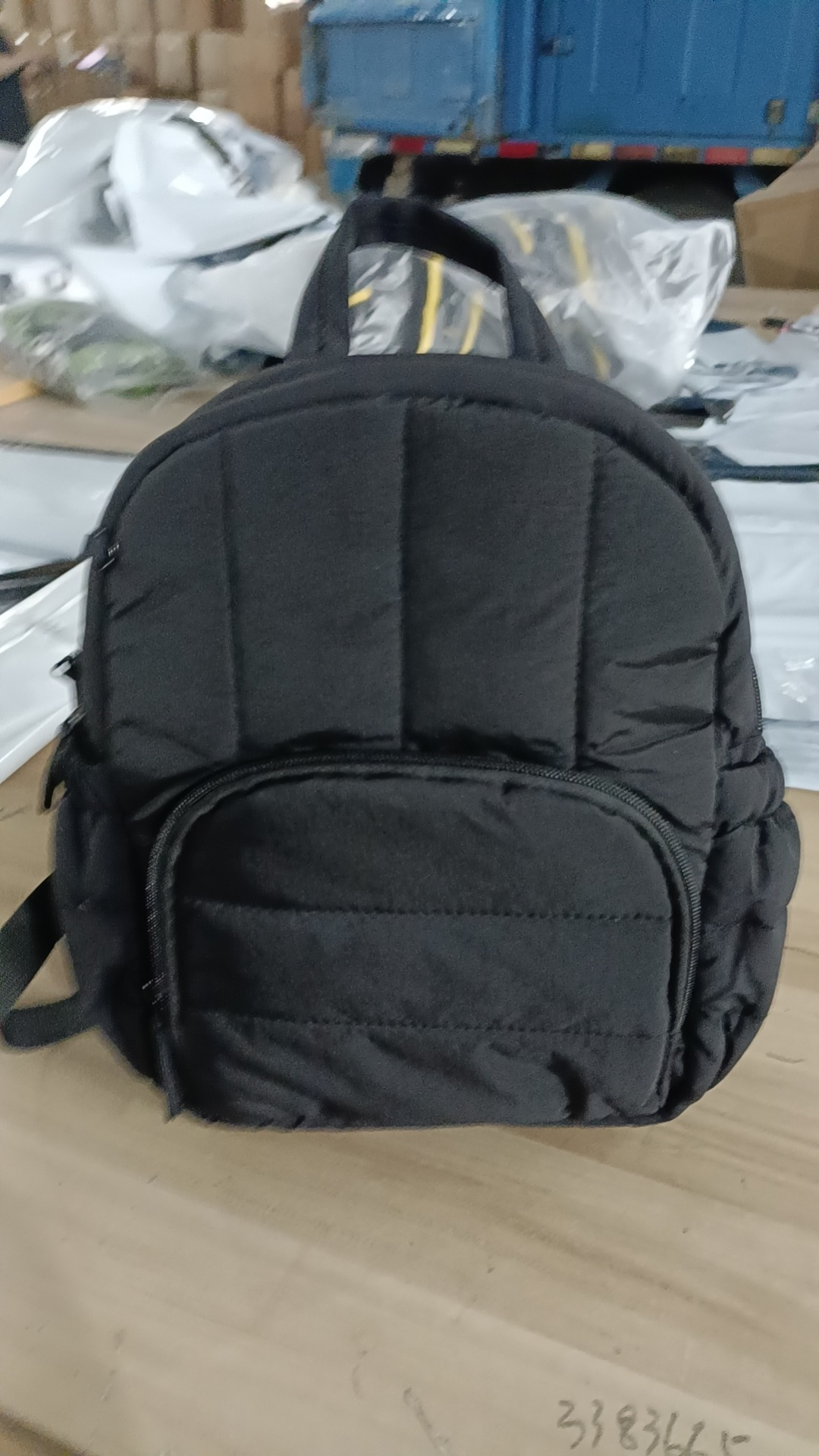 New Stylish Womens Small Down Jacket-style Shoulder Bag photo 2